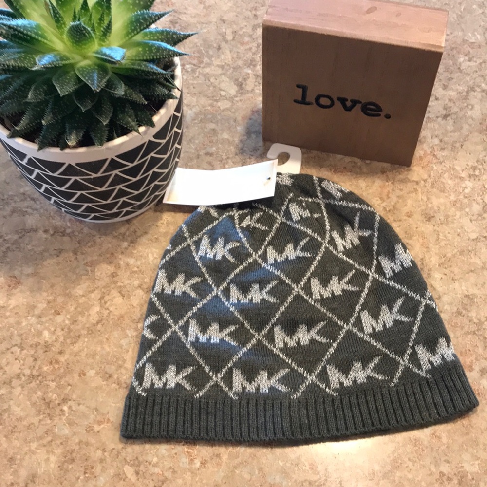 NEW Michael Kors beanie